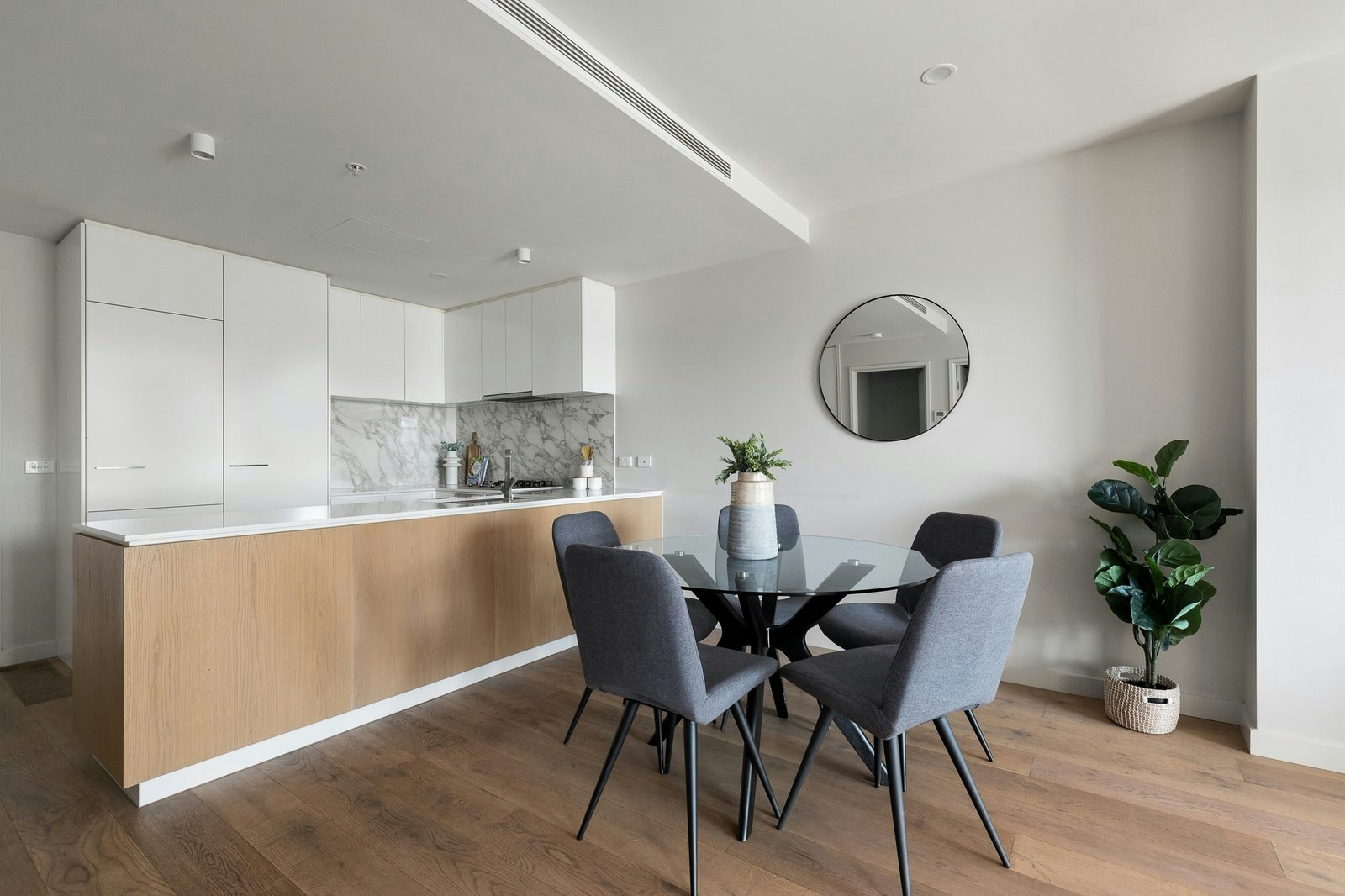 101/832 Doncaster Road, Doncaster, 3108