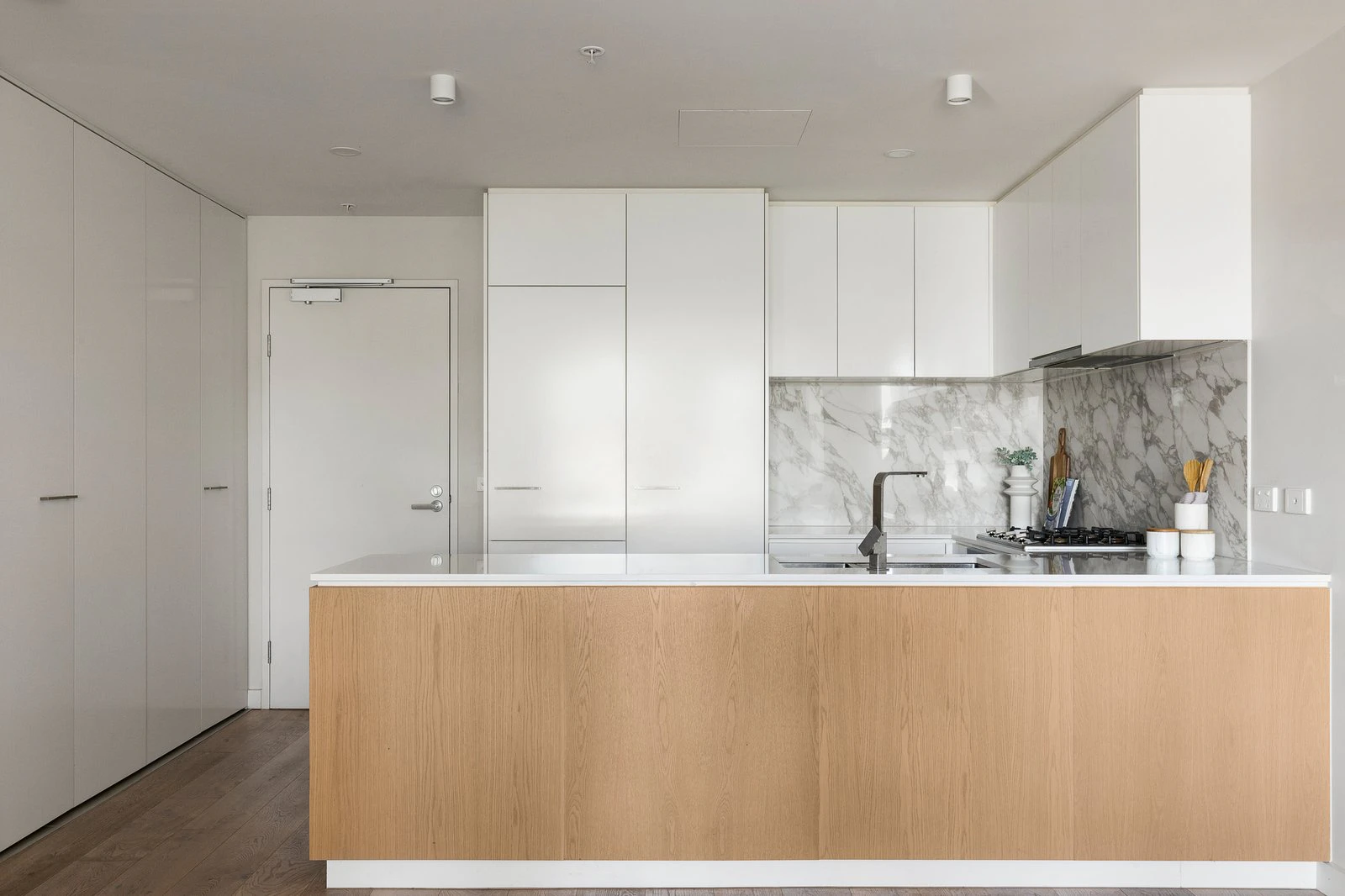 101/832 Doncaster Road, Doncaster, 3108