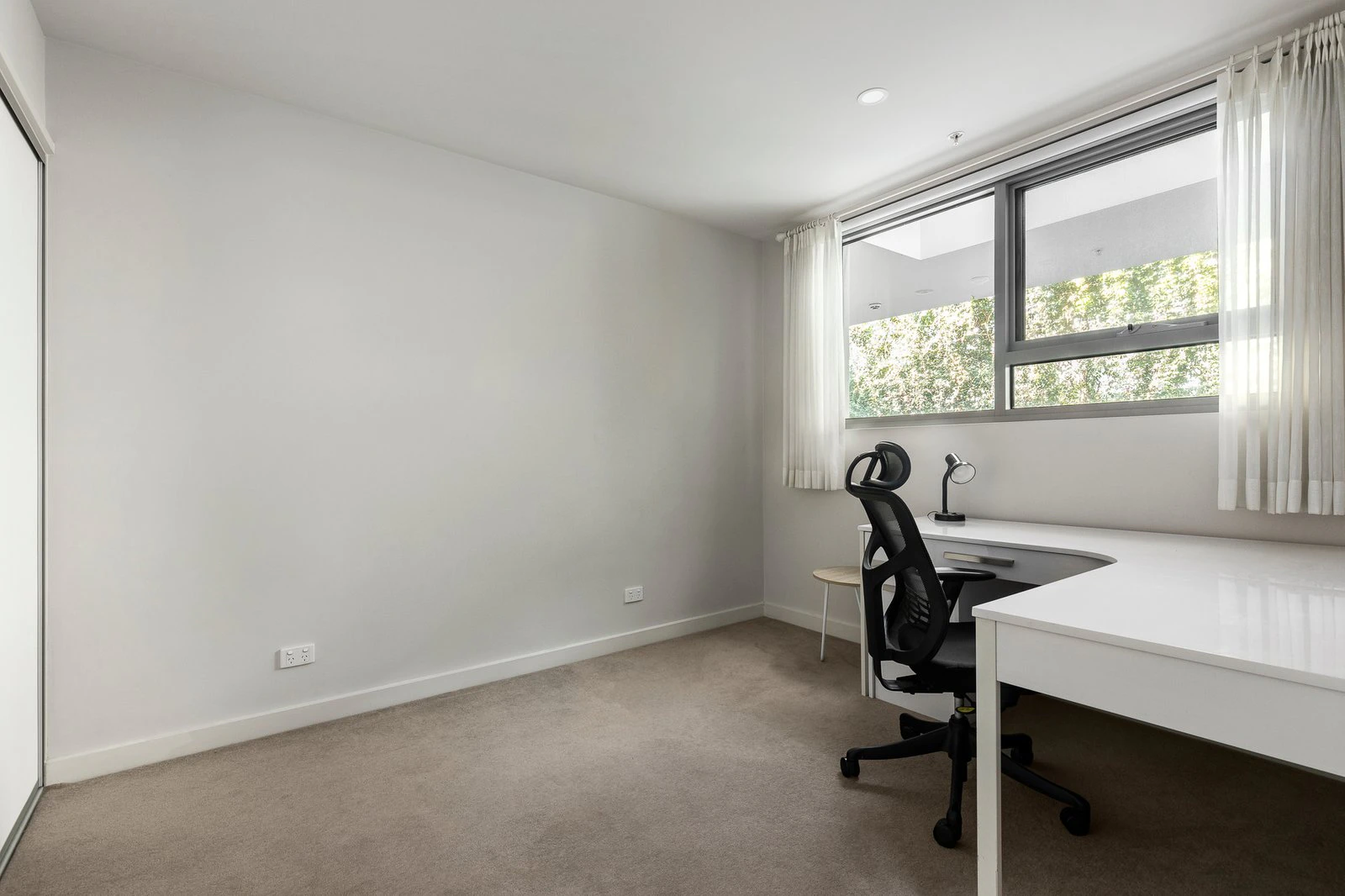 101/832 Doncaster Road, Doncaster, 3108