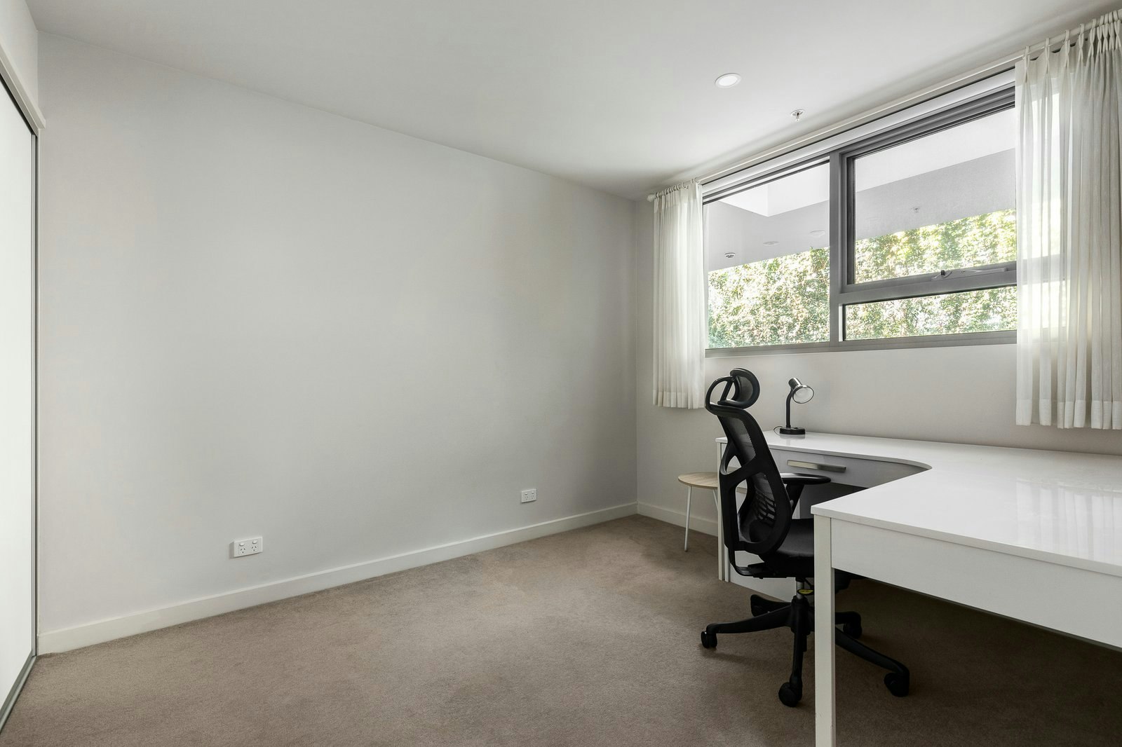 101/832 Doncaster Road, Doncaster, 3108