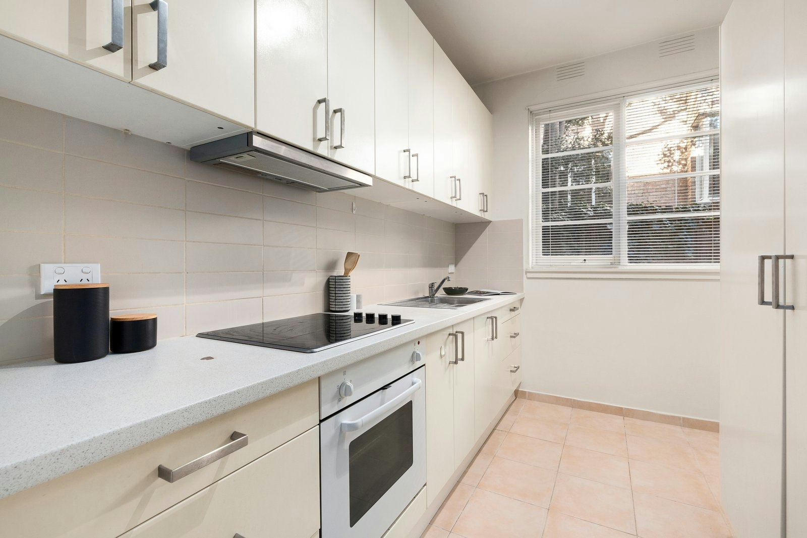 6/486 Toorak Road, Toorak, 3142