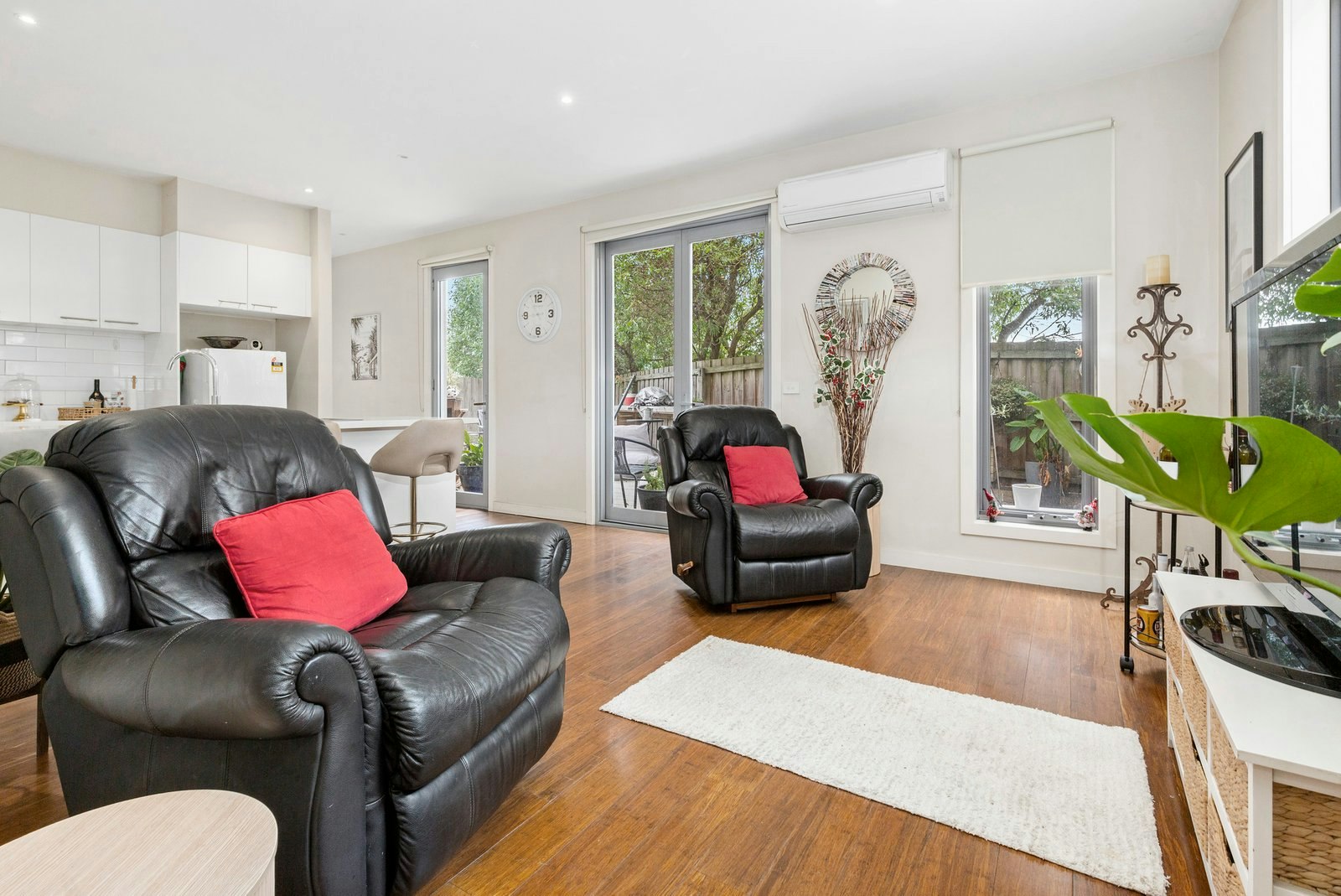 5/6 Grant Road, Somerville, 3912