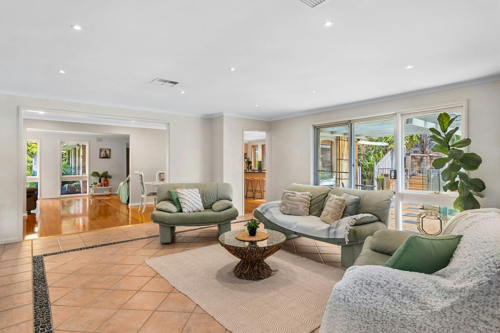 56 Moorooduc Highway, Frankston South, 3199