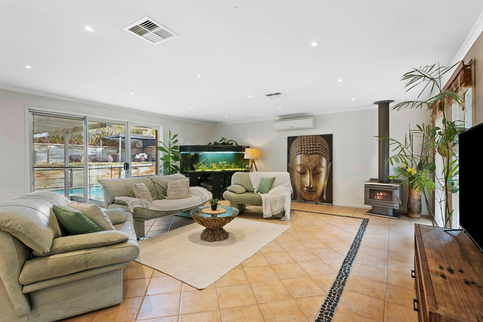 56 Moorooduc Highway, Frankston South, 3199