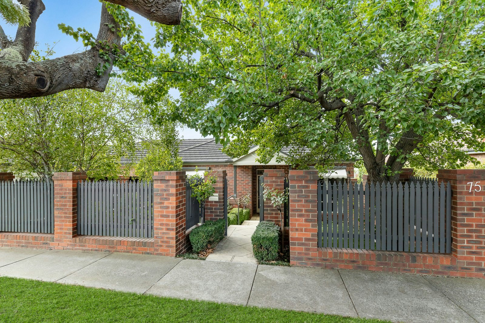 1/75 Durham Road, Surrey Hills, 3127