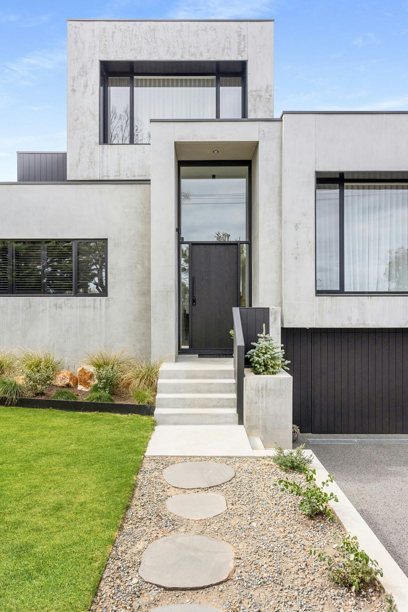 129 Wooralla Drive, Mount Eliza, 3930