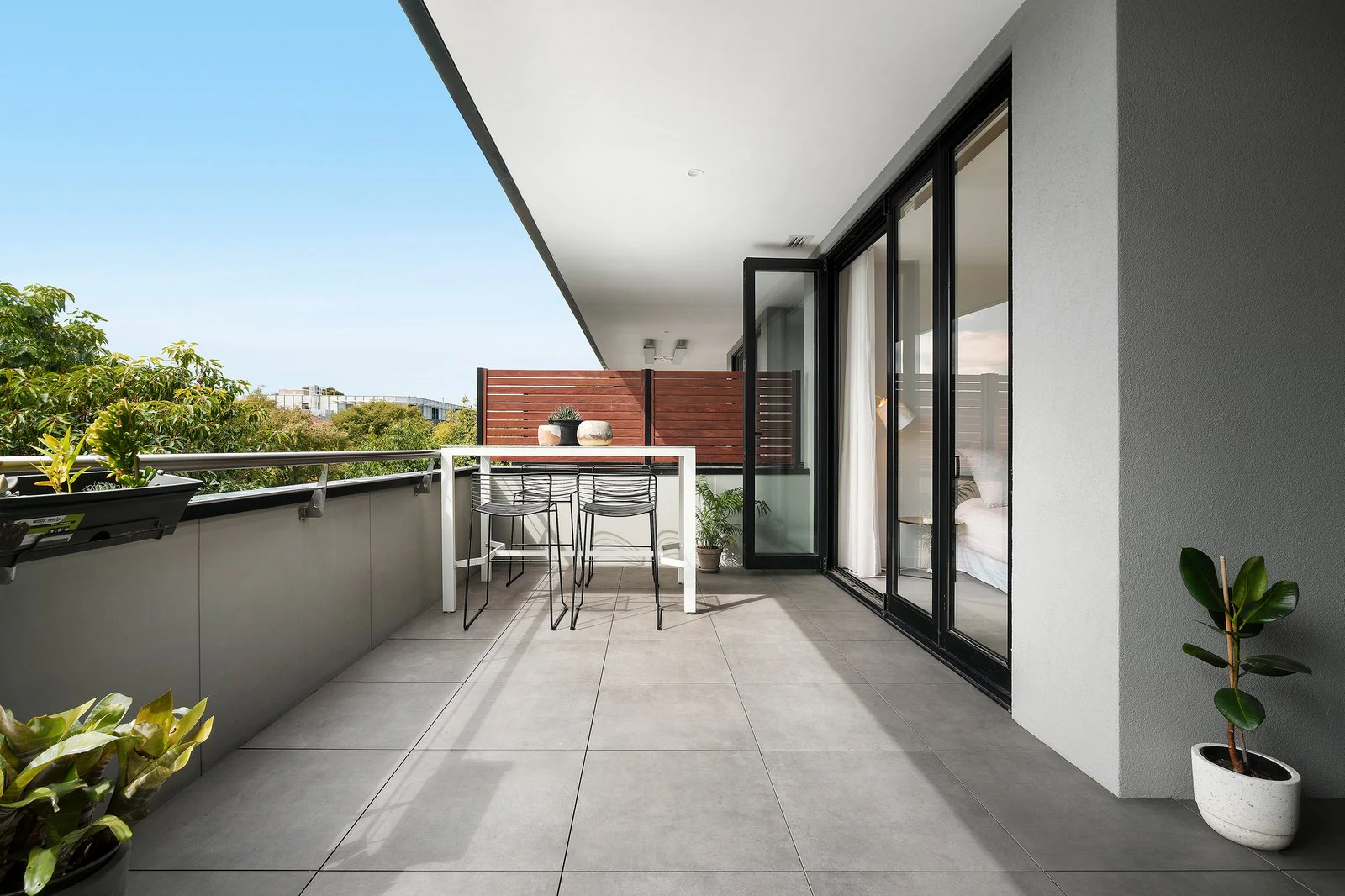 202/29 Foam Street, Elwood, 3184