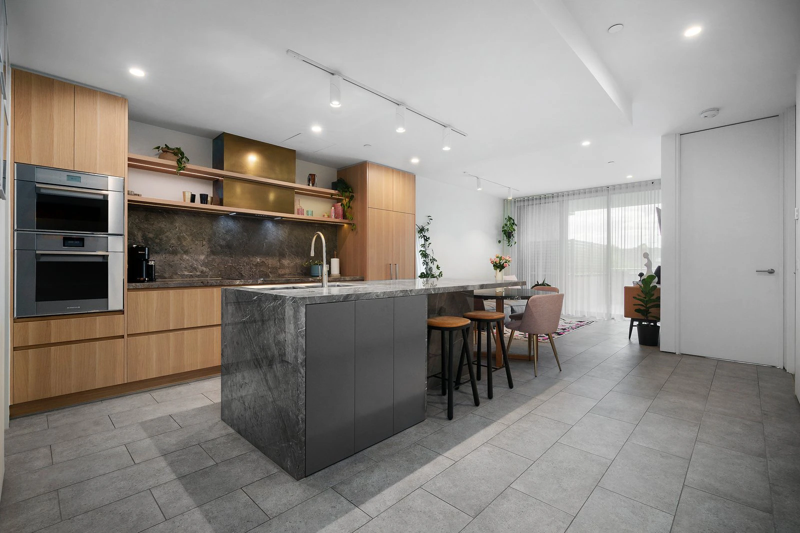 202/29 Foam Street, Elwood, 3184