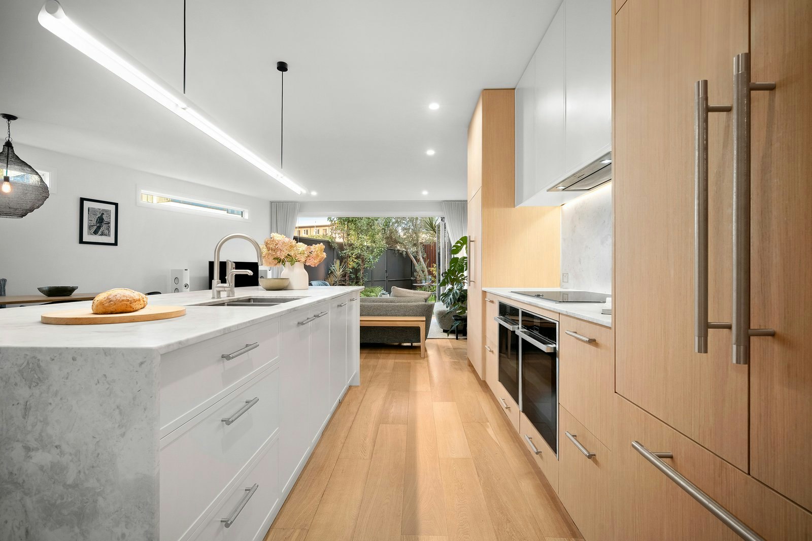 11 Wright Street, Middle Park, 3206