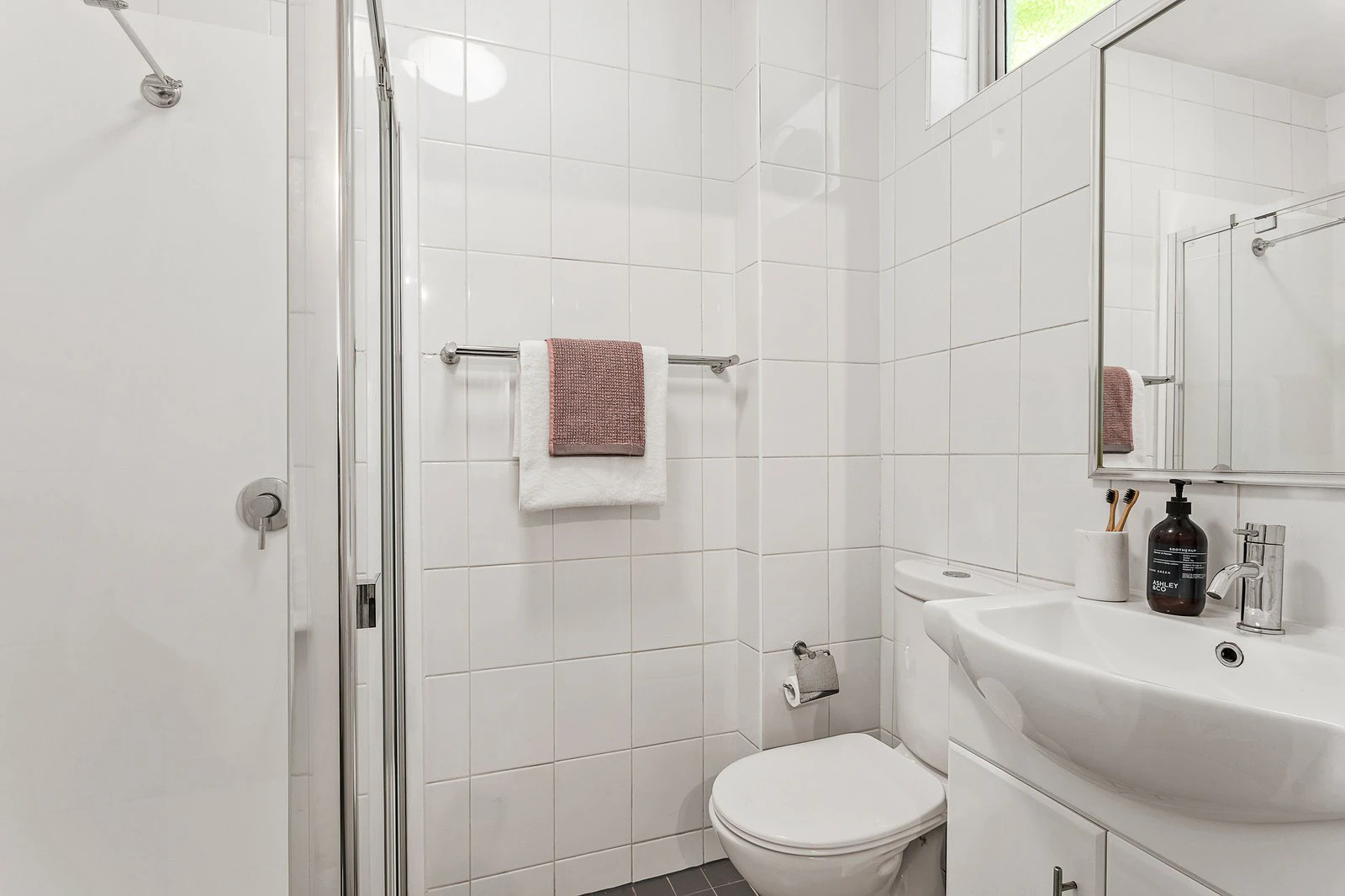 2/270 Williams Road, Toorak, 3142