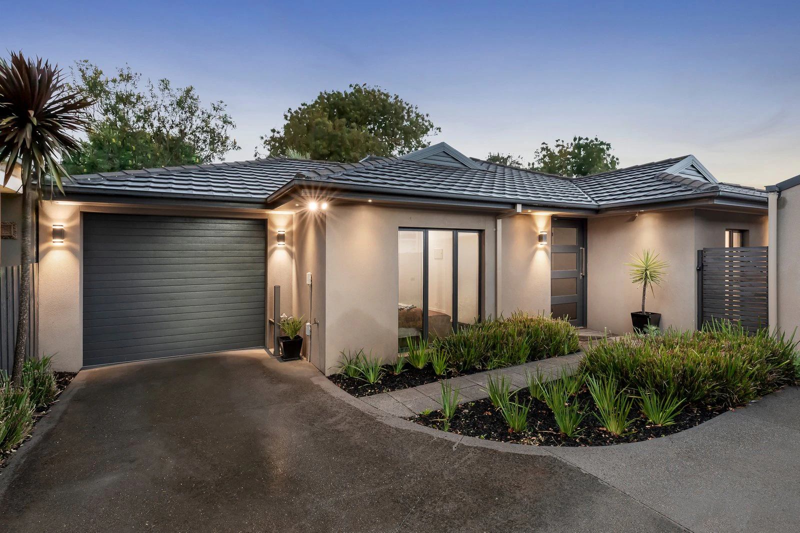 2/16 Yooralla Street, Ashwood, 3147