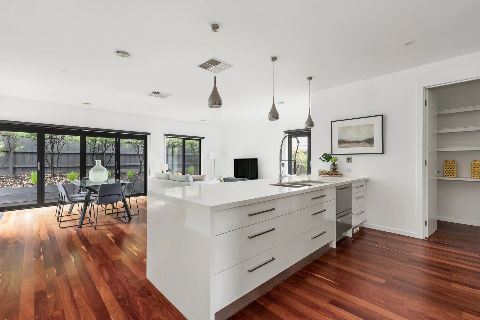2/16 Yooralla Street, Ashwood, 3147