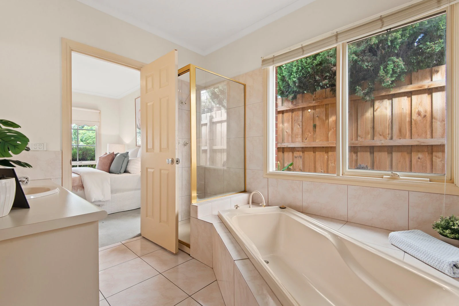 16 Woods Street, Balwyn, 3103