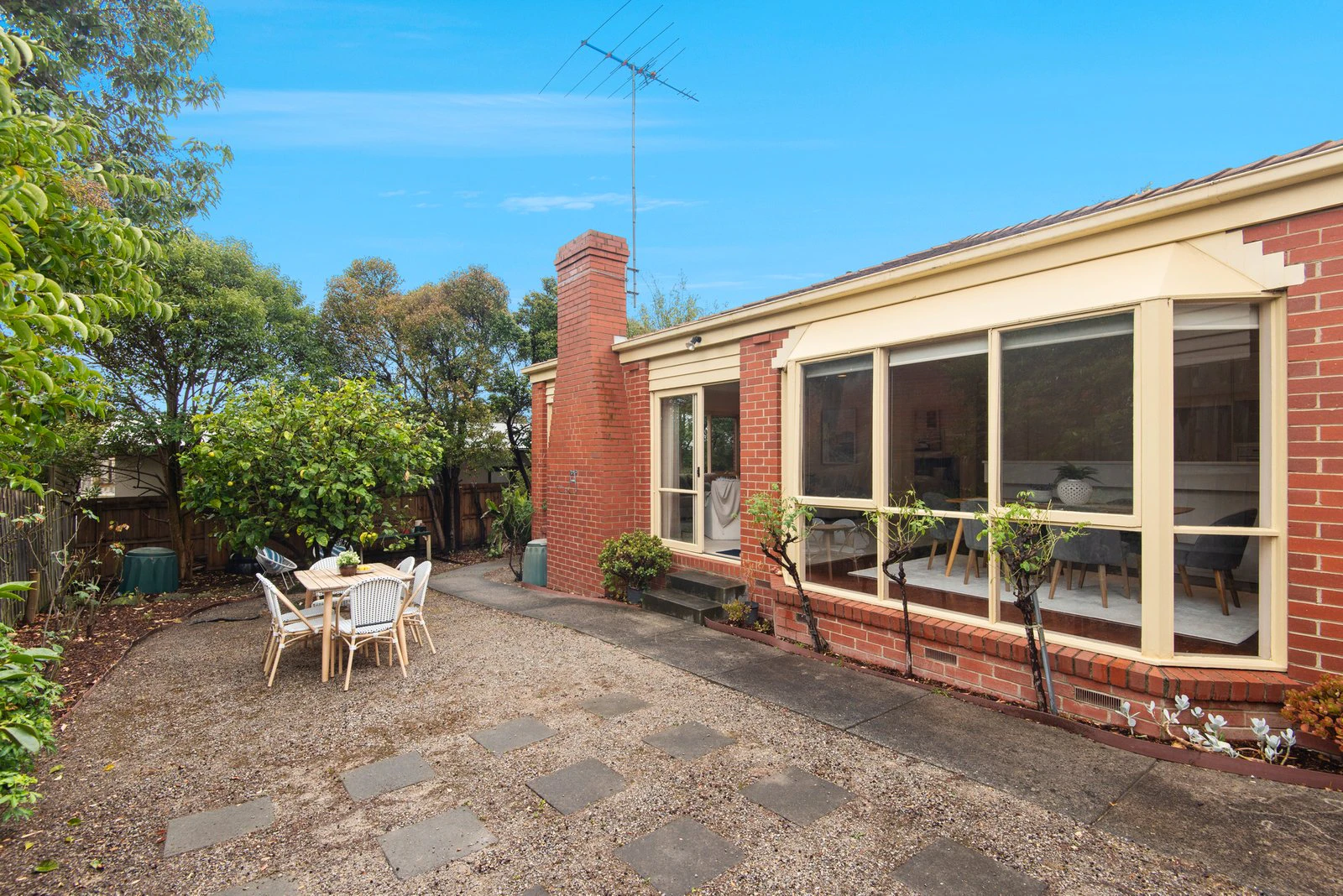 16 Woods Street, Balwyn, 3103