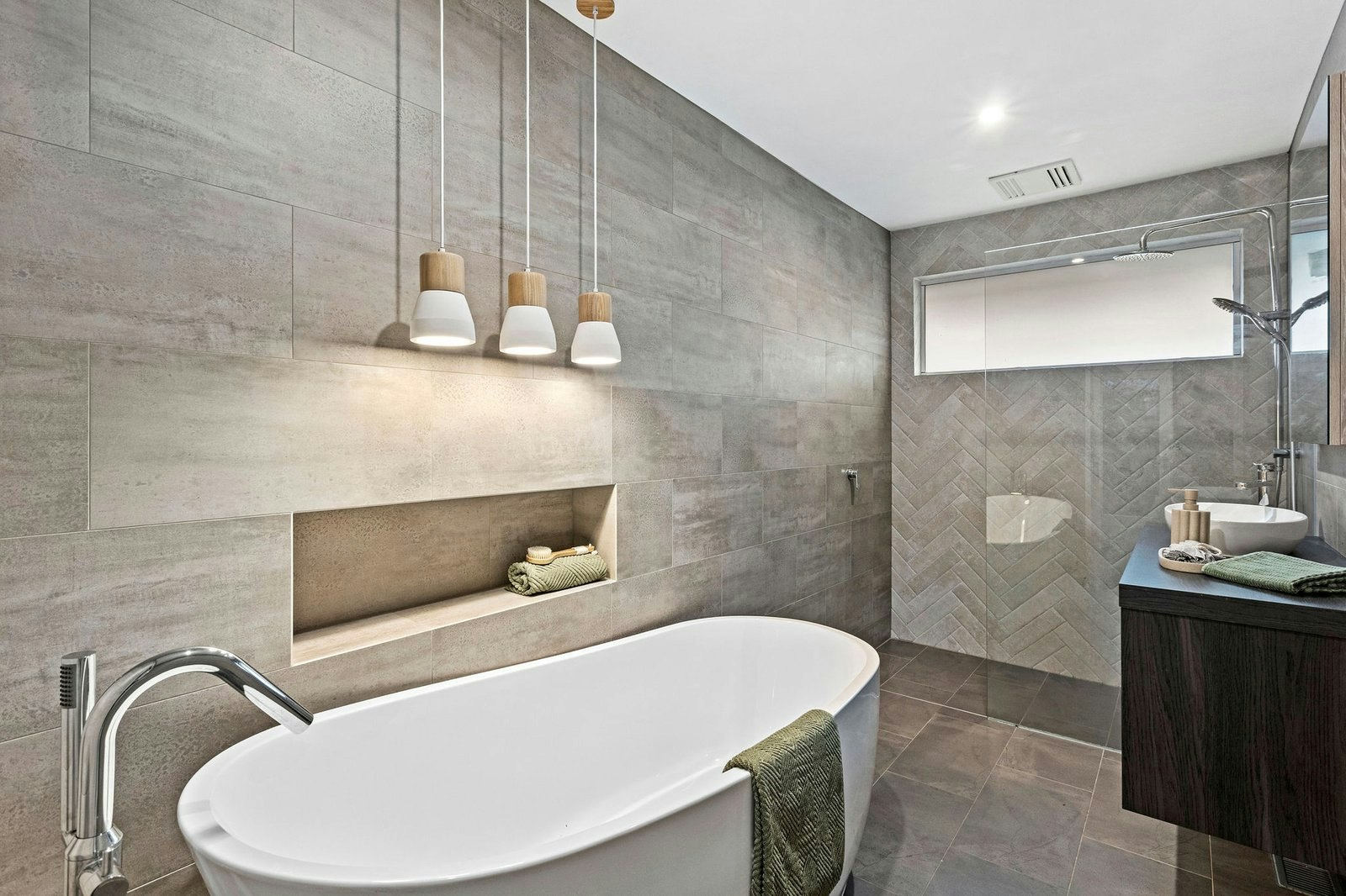 2 Sussex Avenue, Mornington, 3931