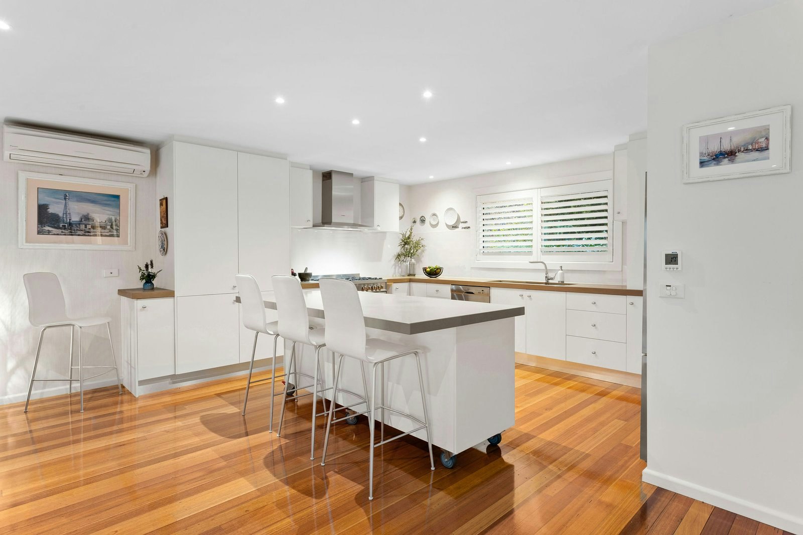 2 Henry Court, Mccrae, 3938