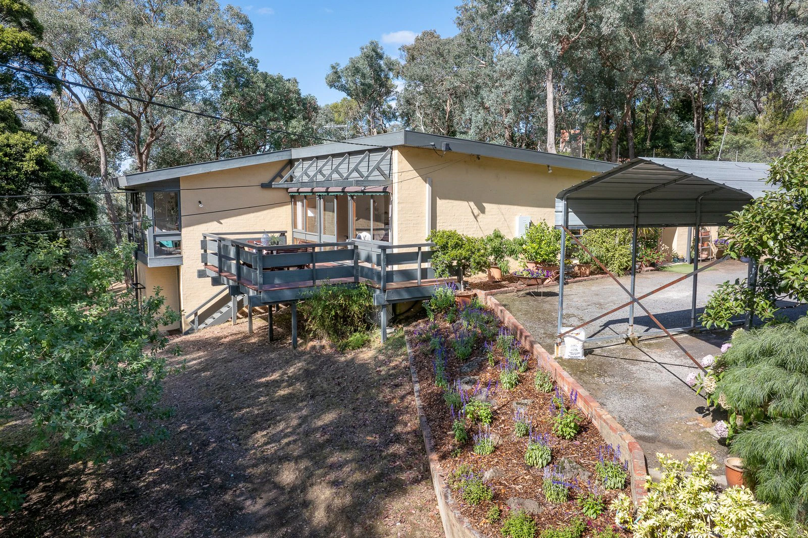 2-4 Melbourne Hill Road, Warrandyte, 3113