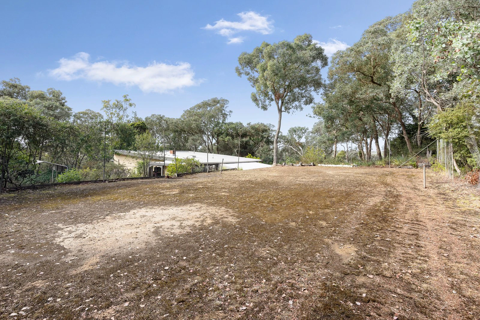 2-4 Melbourne Hill Road, Warrandyte, 3113