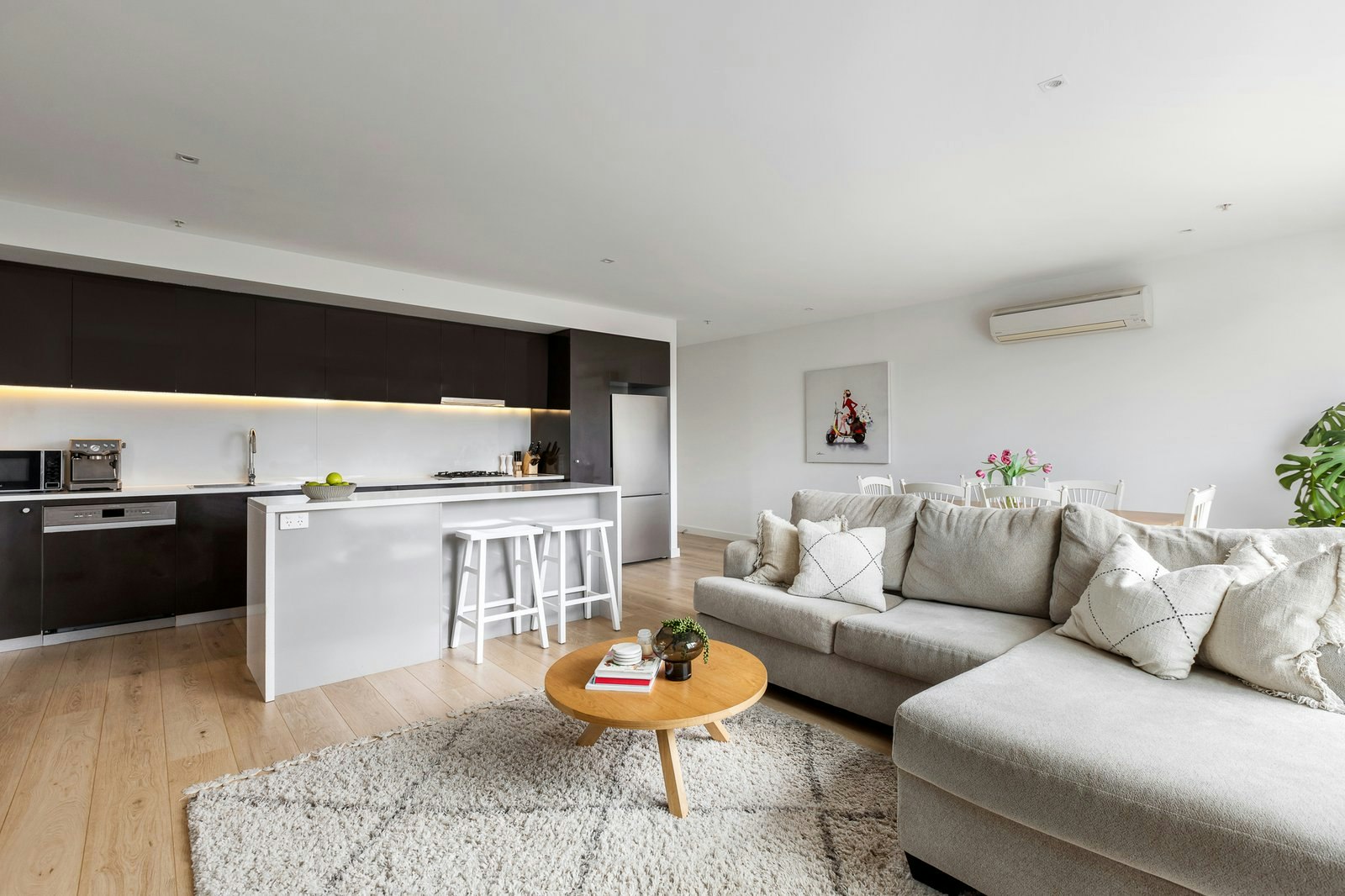 13/1062-1064 Burke Road, Balwyn North, 3104