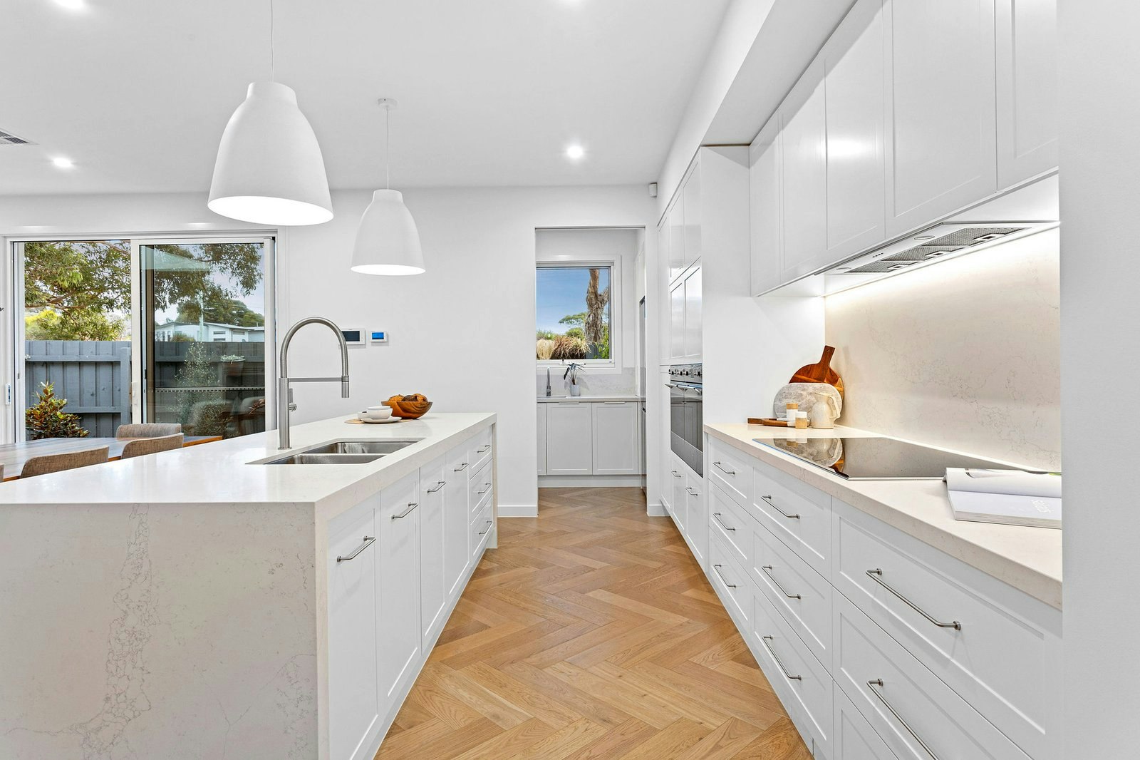 4 Kooyonga Grove, Mornington, 3931