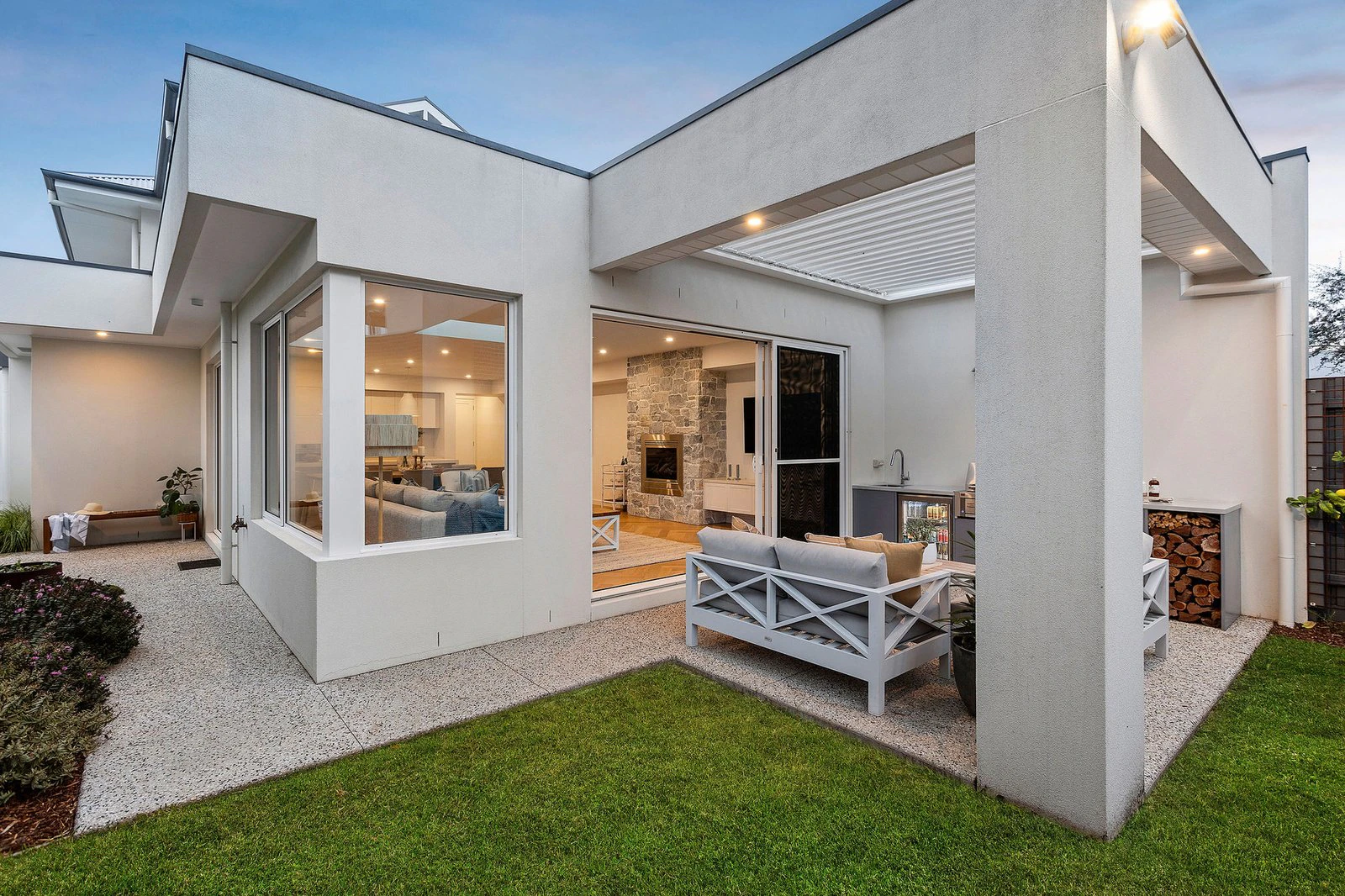 4 Kooyonga Grove, Mornington, 3931