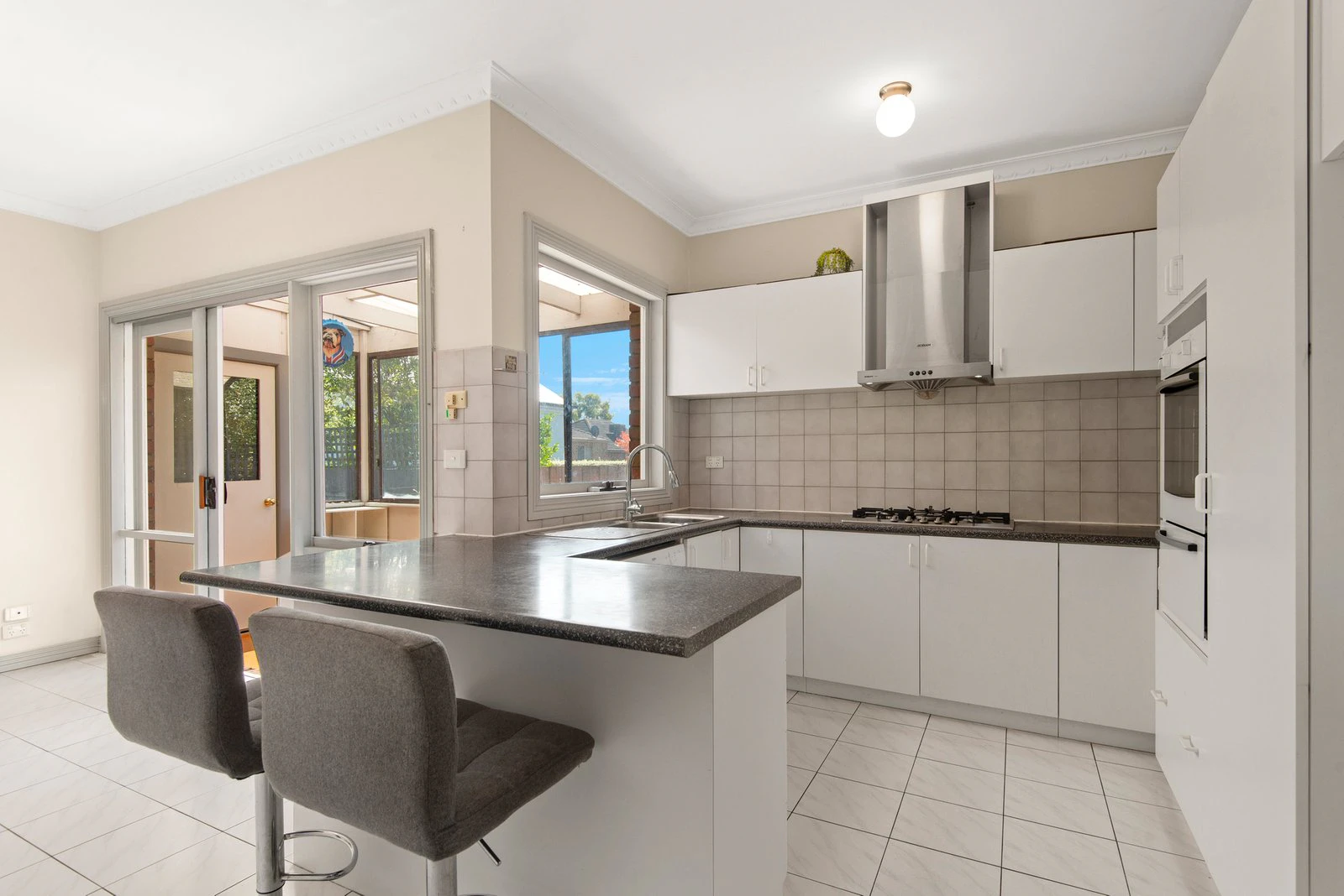 2/2 Hughes Street, Balwyn North, 3104