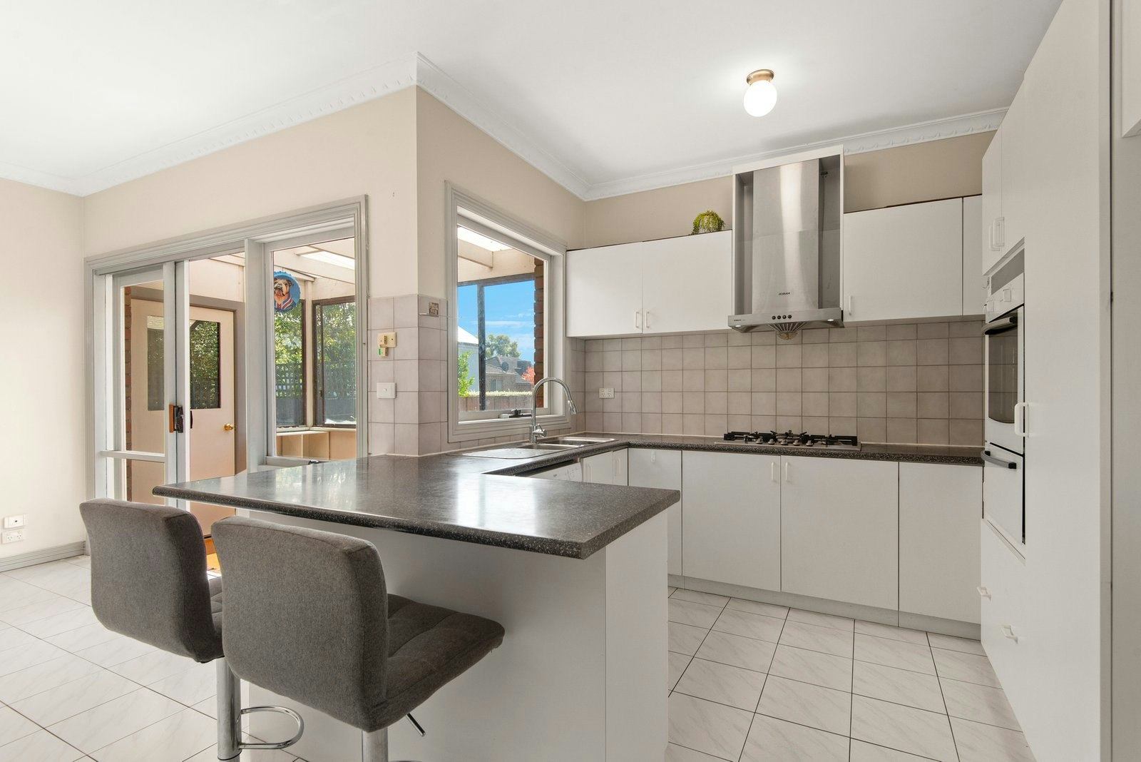 2/2 Hughes Street, Balwyn North, 3104