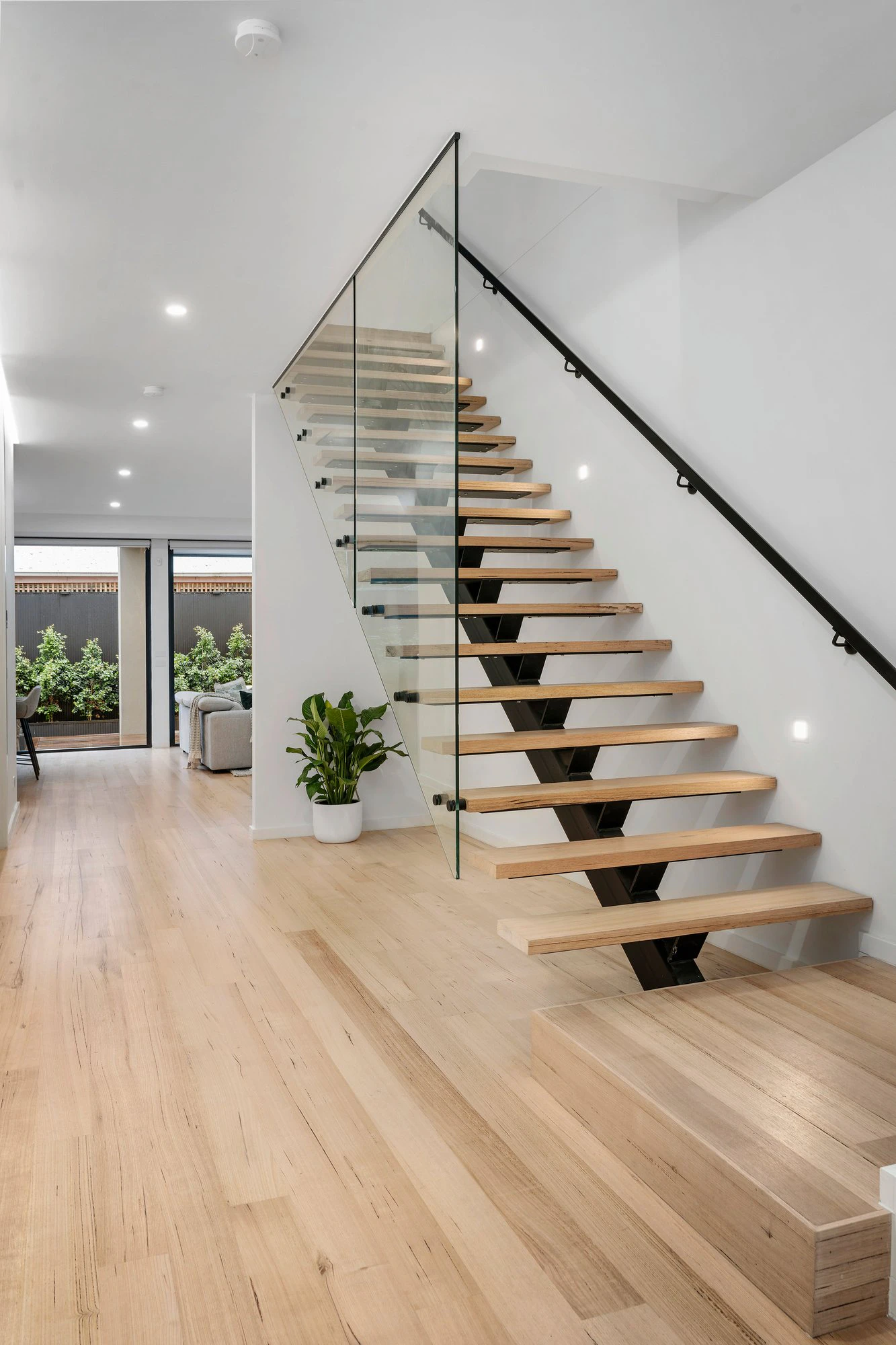 25A Great Valley Road, Glen Iris, 3146