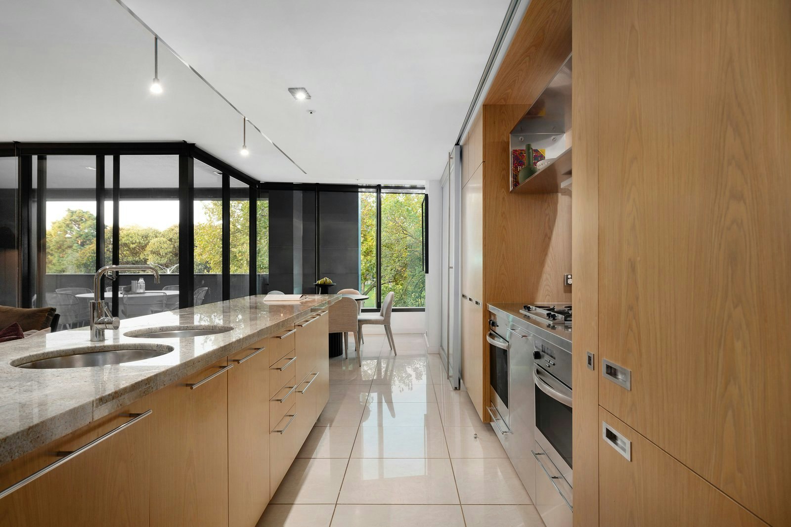 415/250 St Kilda Road, Southbank, 3006