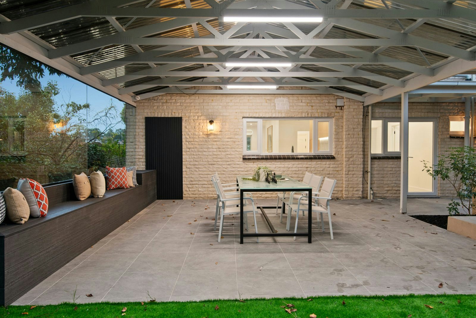 1/98 Strabane Avenue, Balwyn, 3103