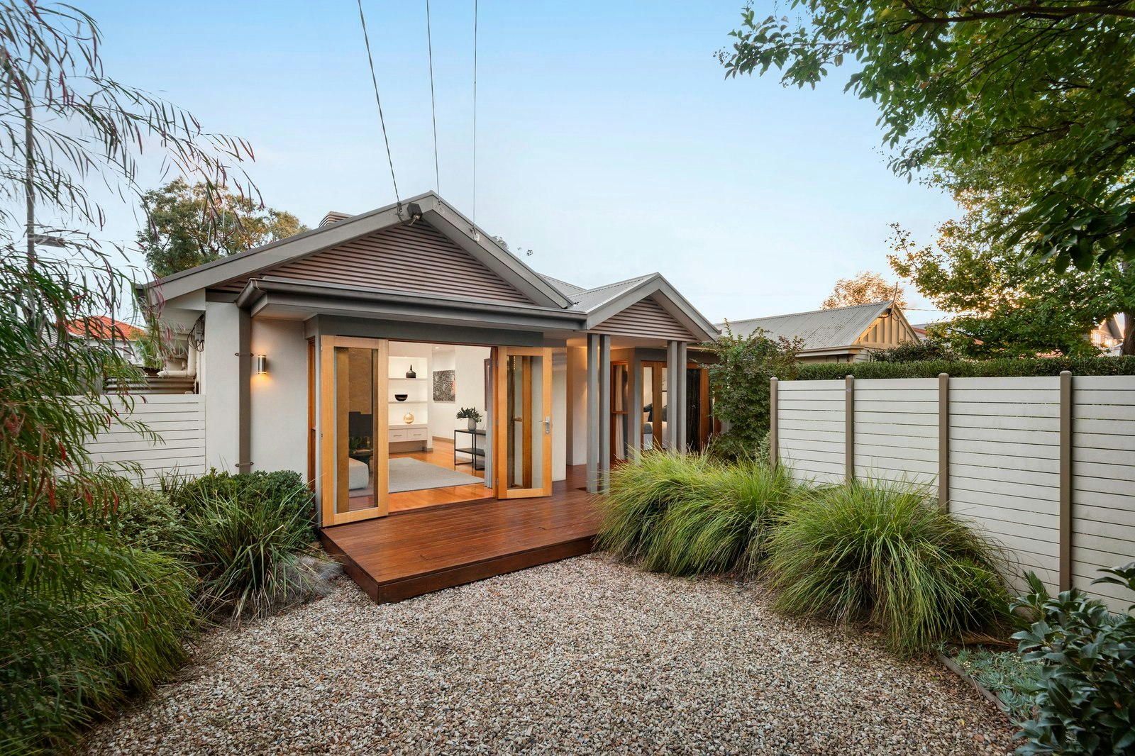 8 Teddington Road, Hampton, 3188