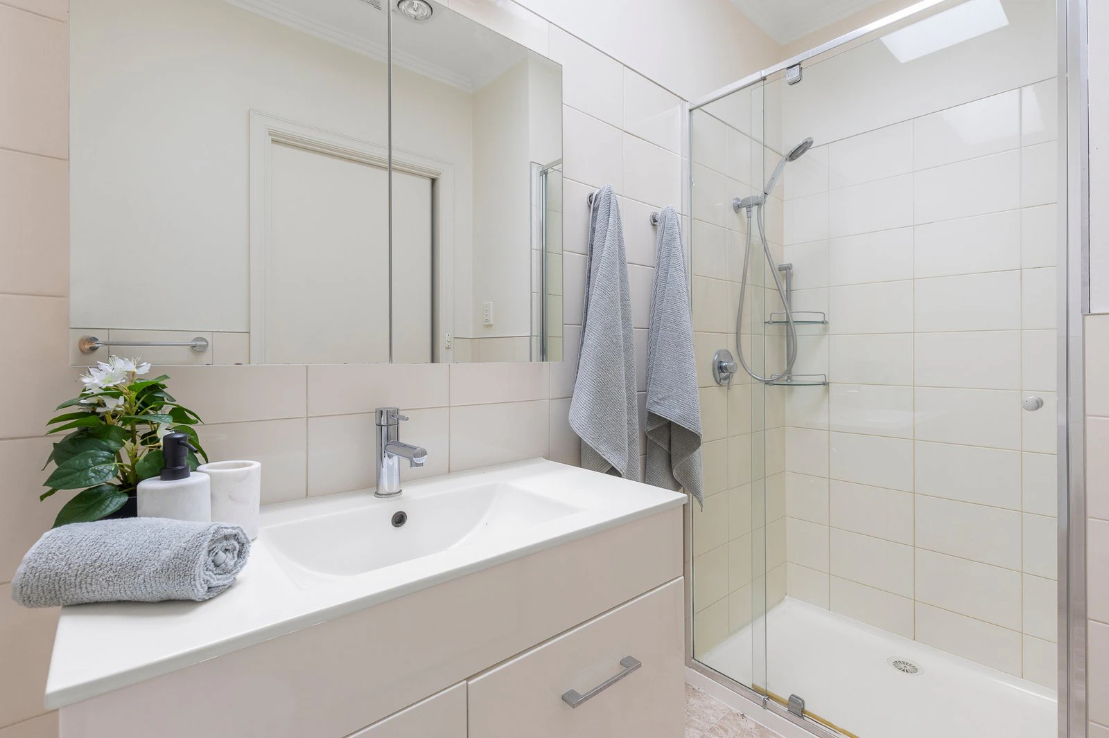 2/13 Derby Street, Camberwell, 3124