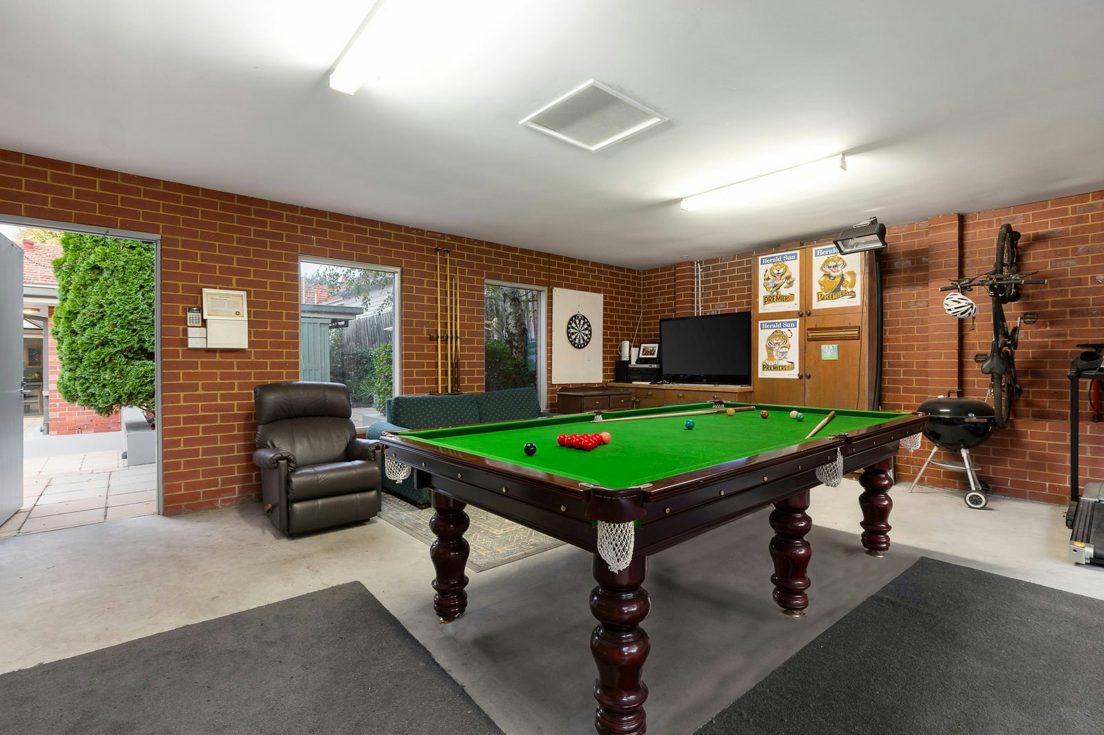 11 Victoria Crescent, Mont Albert, 3127