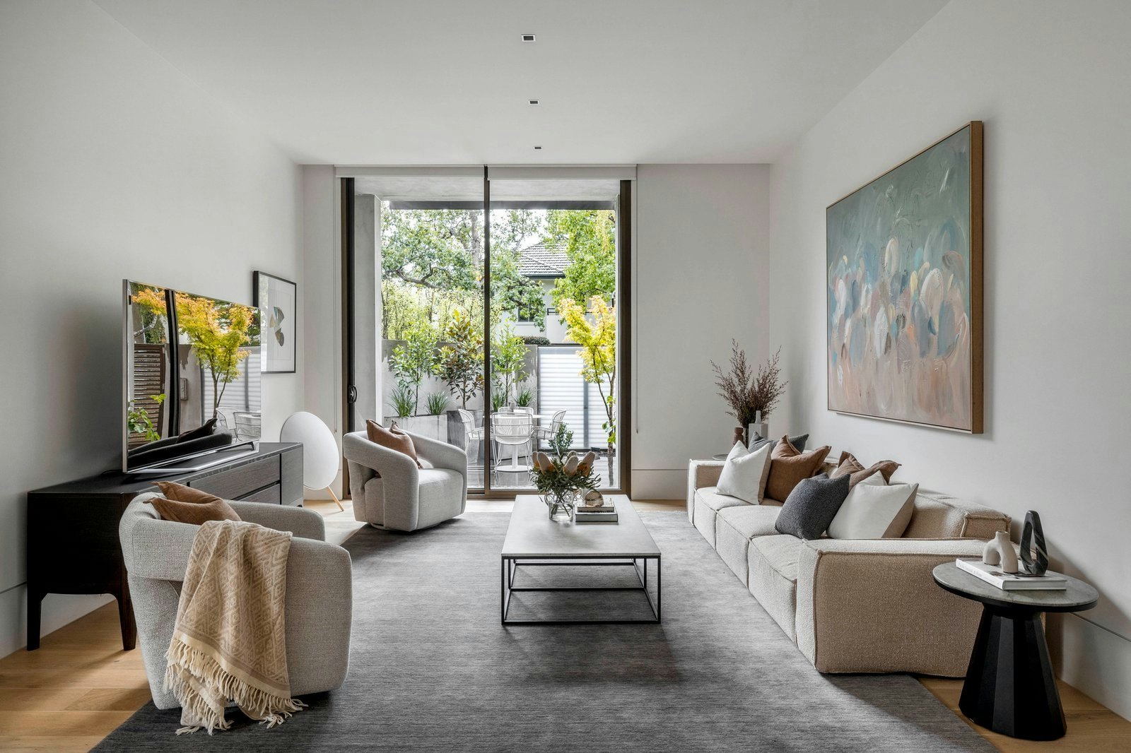 1B Cleeve Court, Toorak, 3142