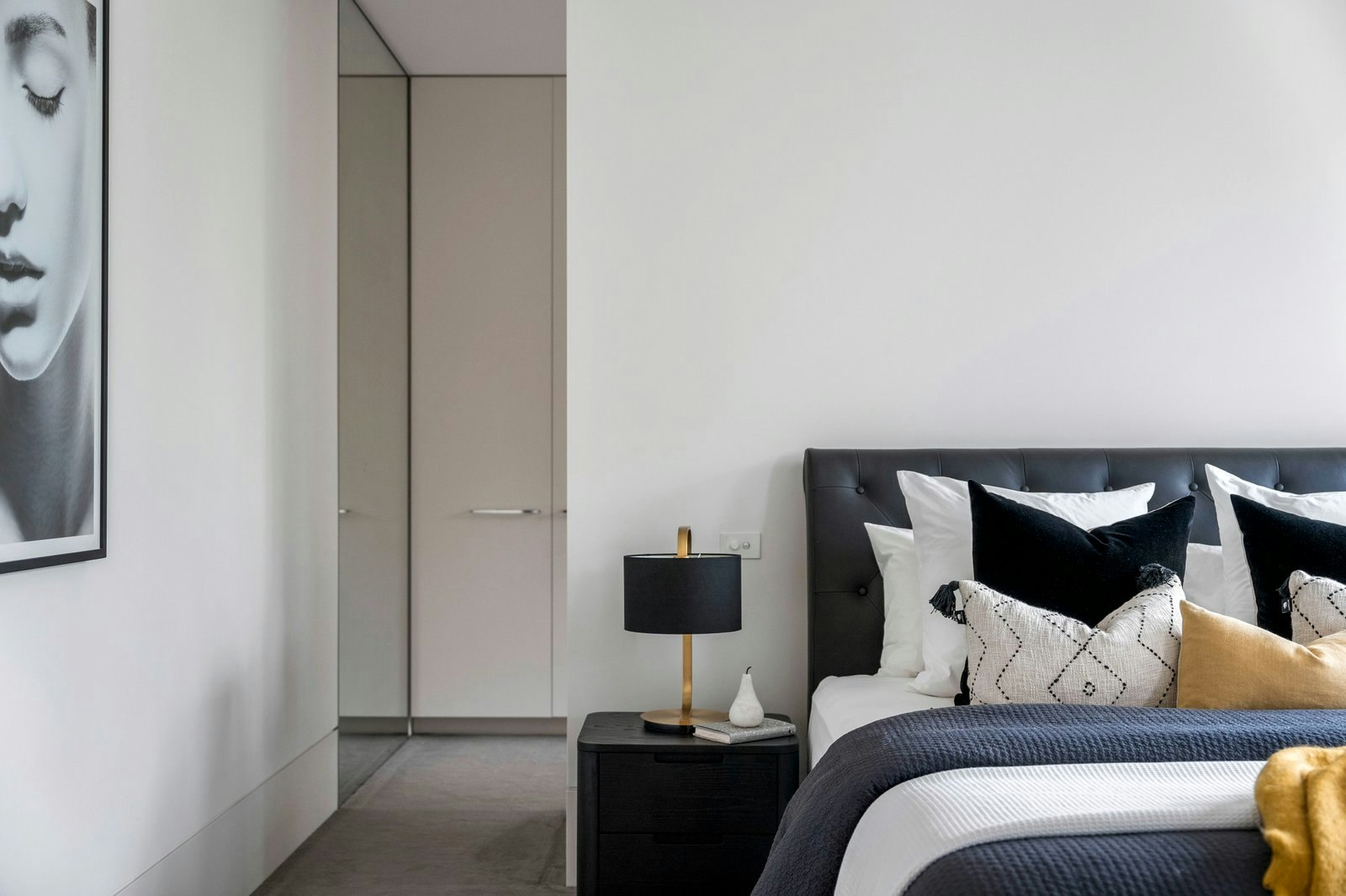 1B Cleeve Court, Toorak, 3142