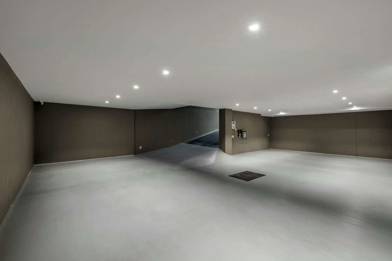 1B Cleeve Court, Toorak, 3142