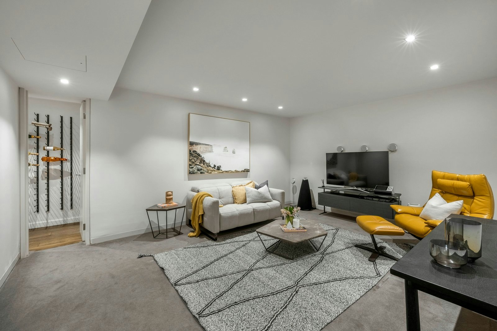 1B Cleeve Court, Toorak, 3142