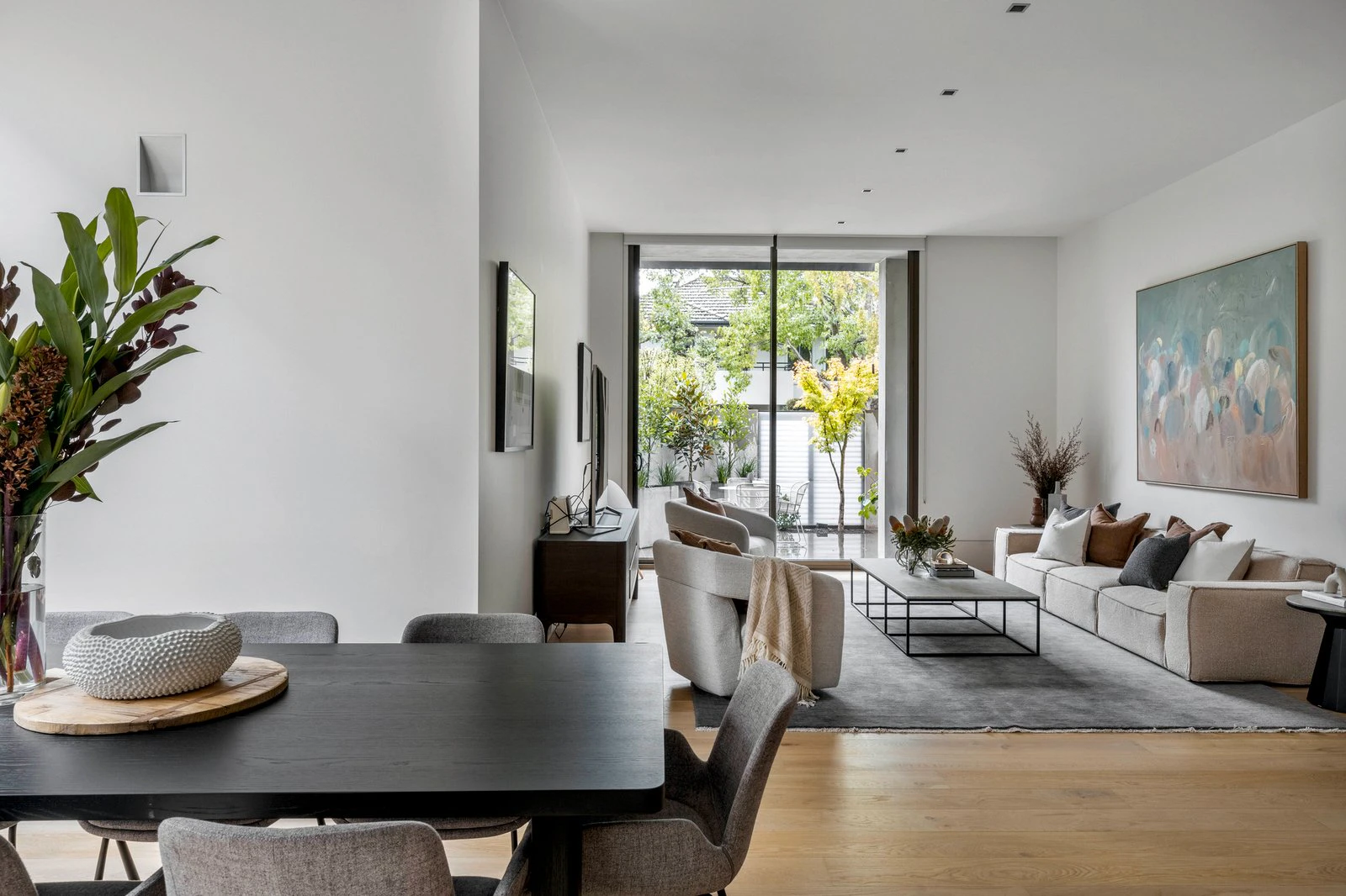 1B Cleeve Court, Toorak, 3142