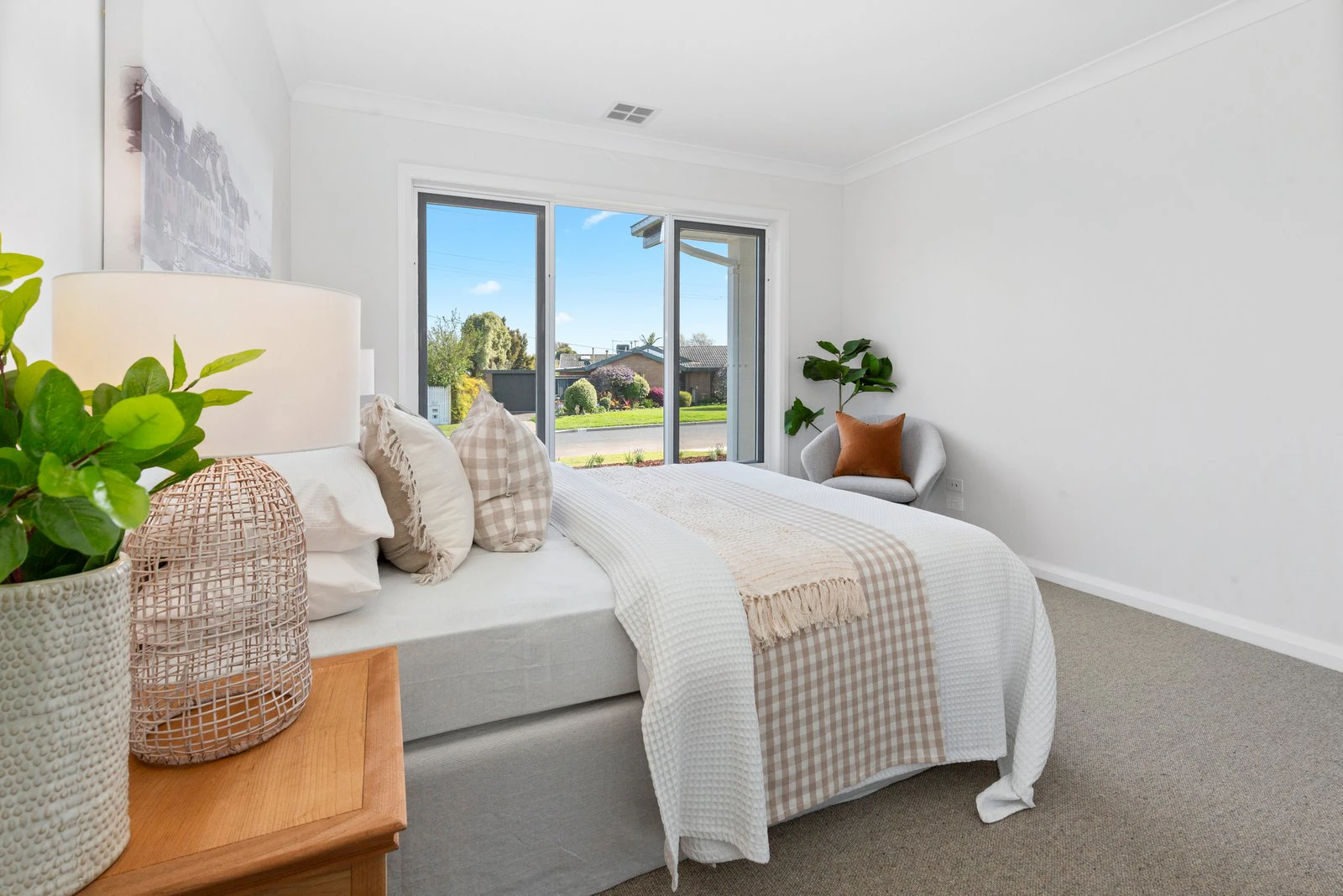 1/12 Coonara Avenue, Mount Eliza, 3930