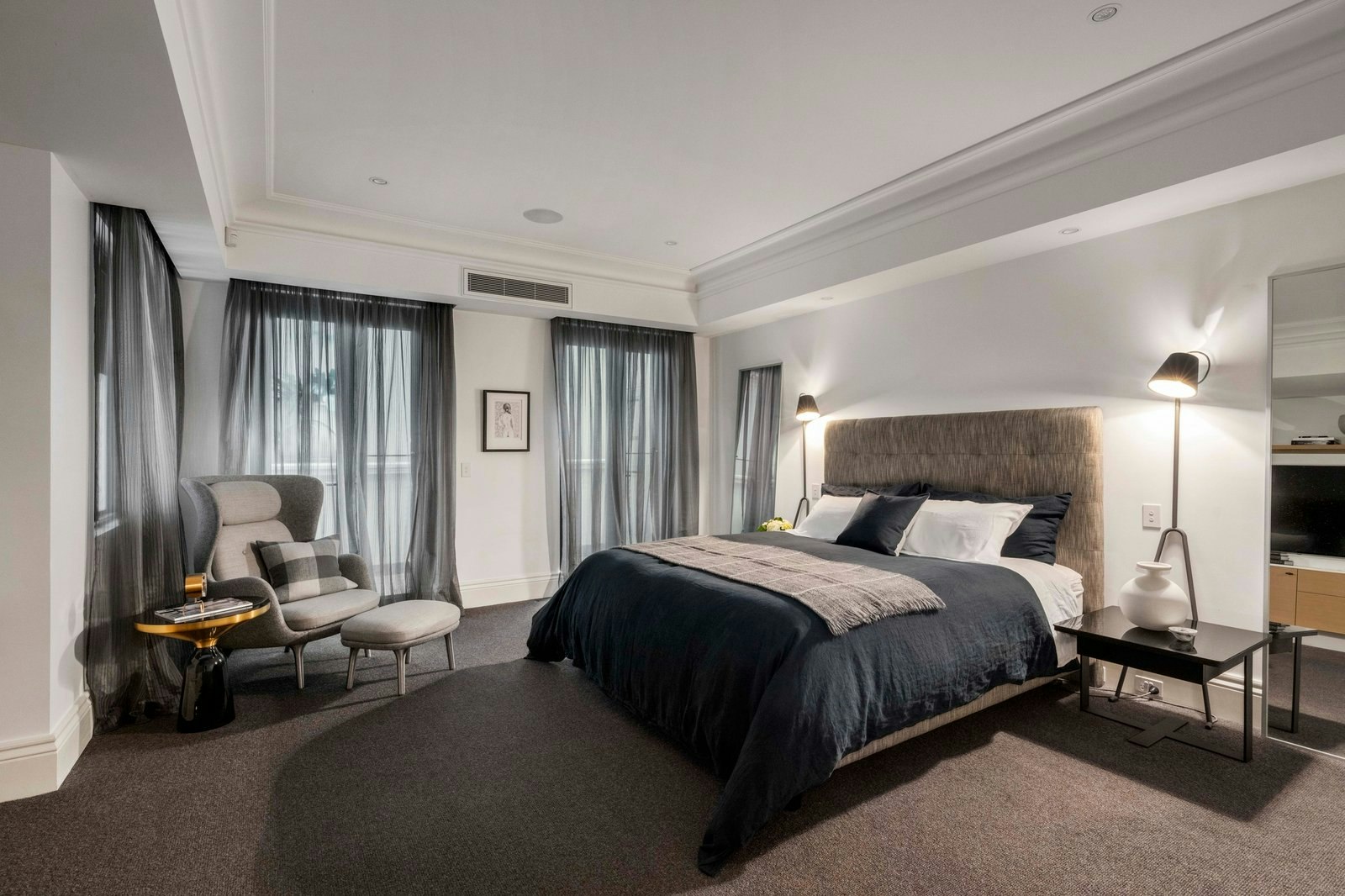 1/3 Douglas Street, Toorak, 3142