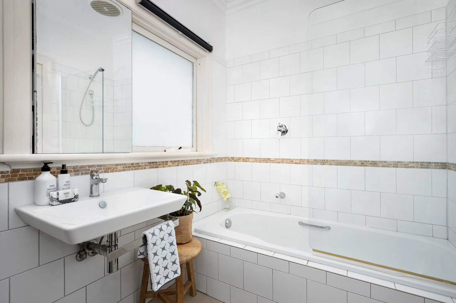 12 Earlsfield Road, Hampton, 3188