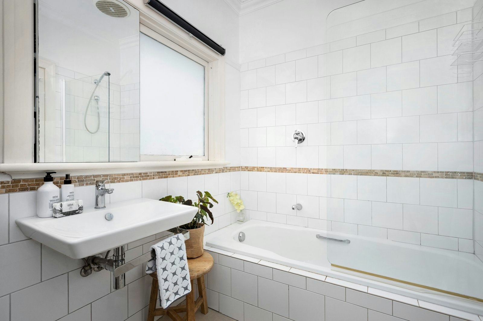 12 Earlsfield Road, Hampton, 3188