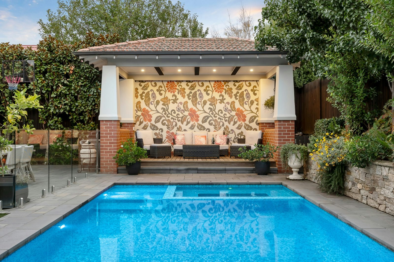 6 Carson Avenue, Mont Albert, 3127