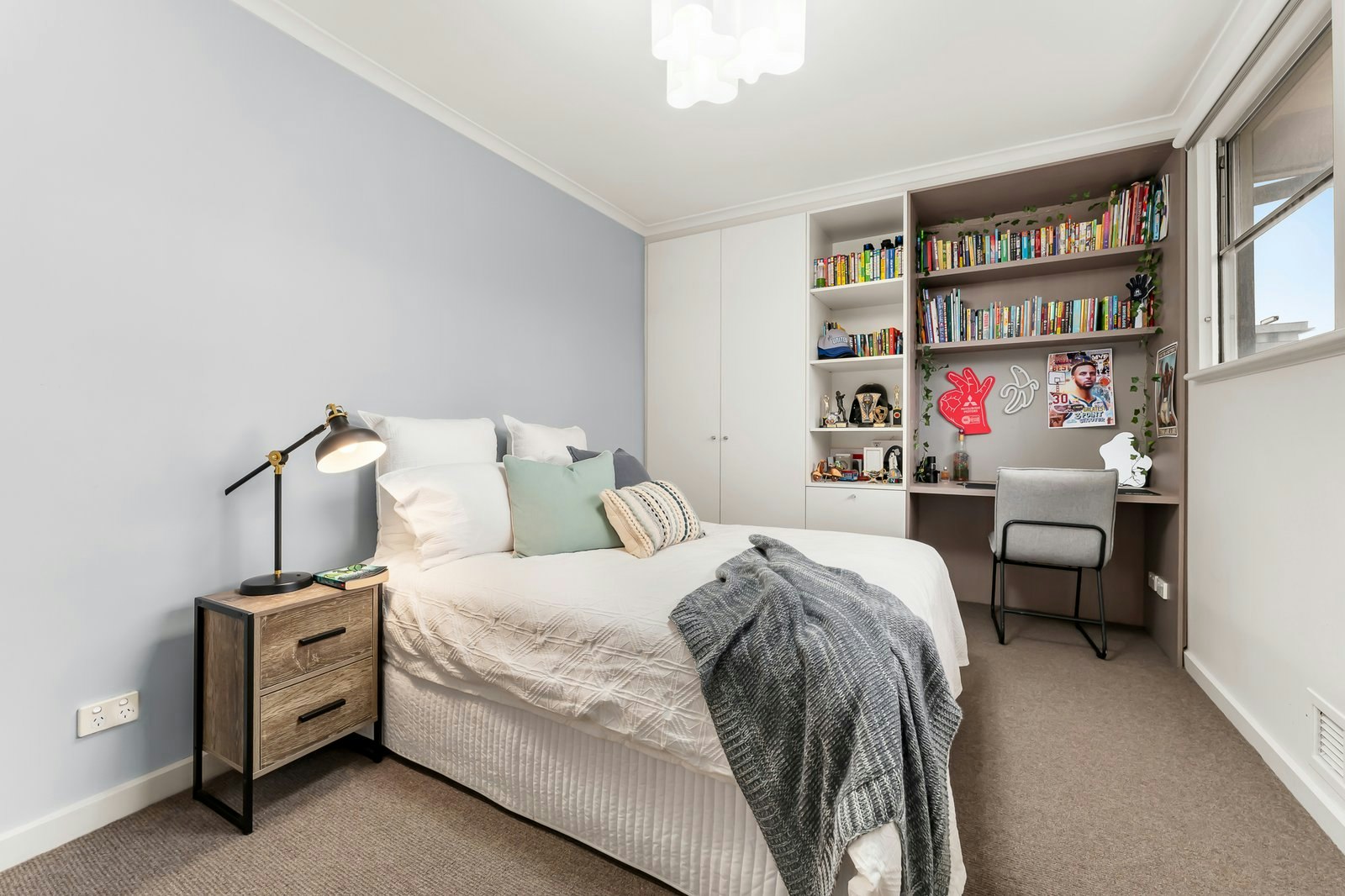 6 Carson Avenue, Mont Albert, 3127