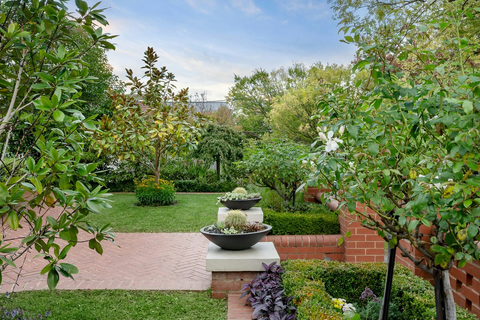 6 Carson Avenue, Mont Albert, 3127