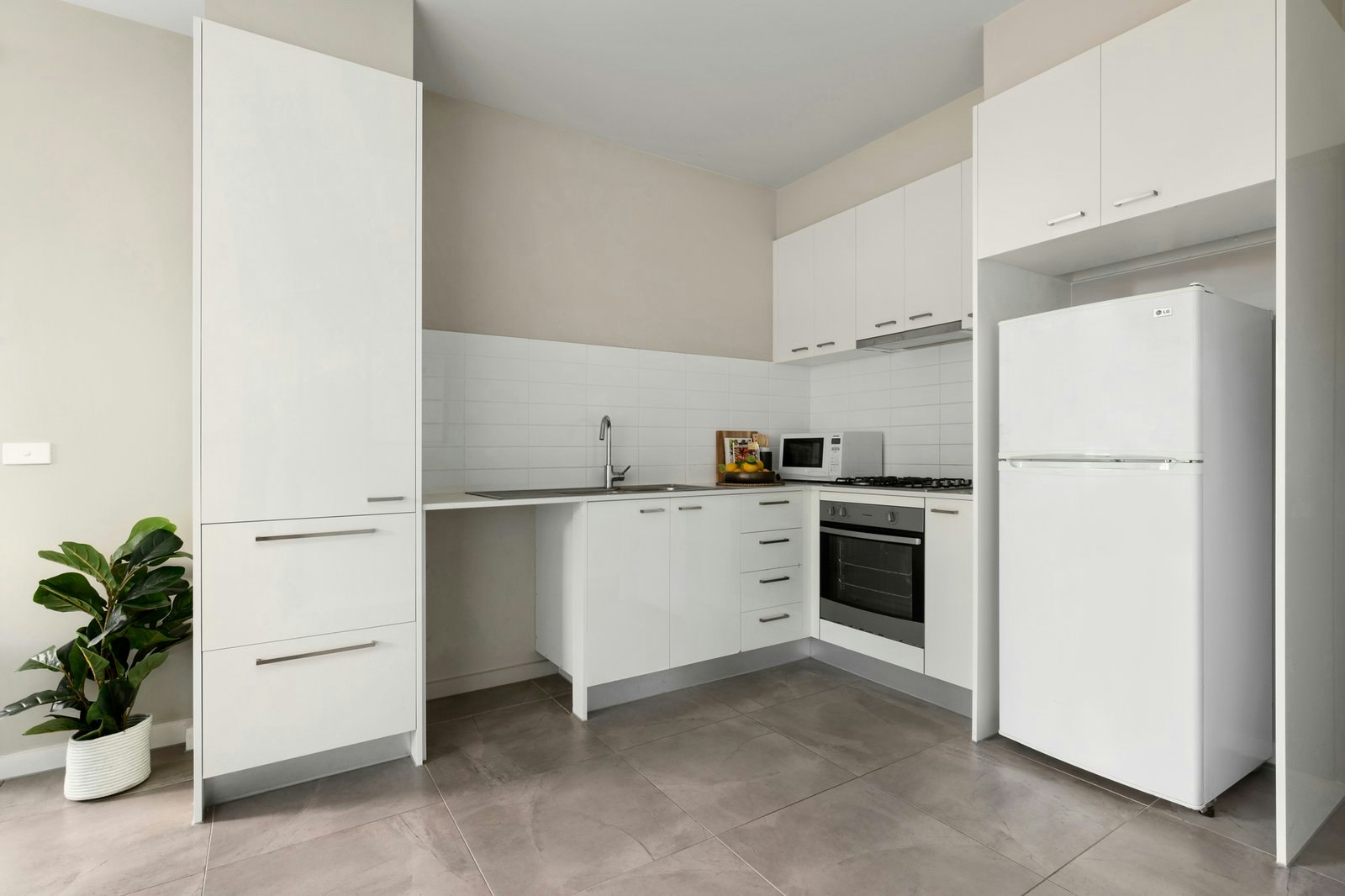 10/164 Blackburn Road, Doncaster East, 3109