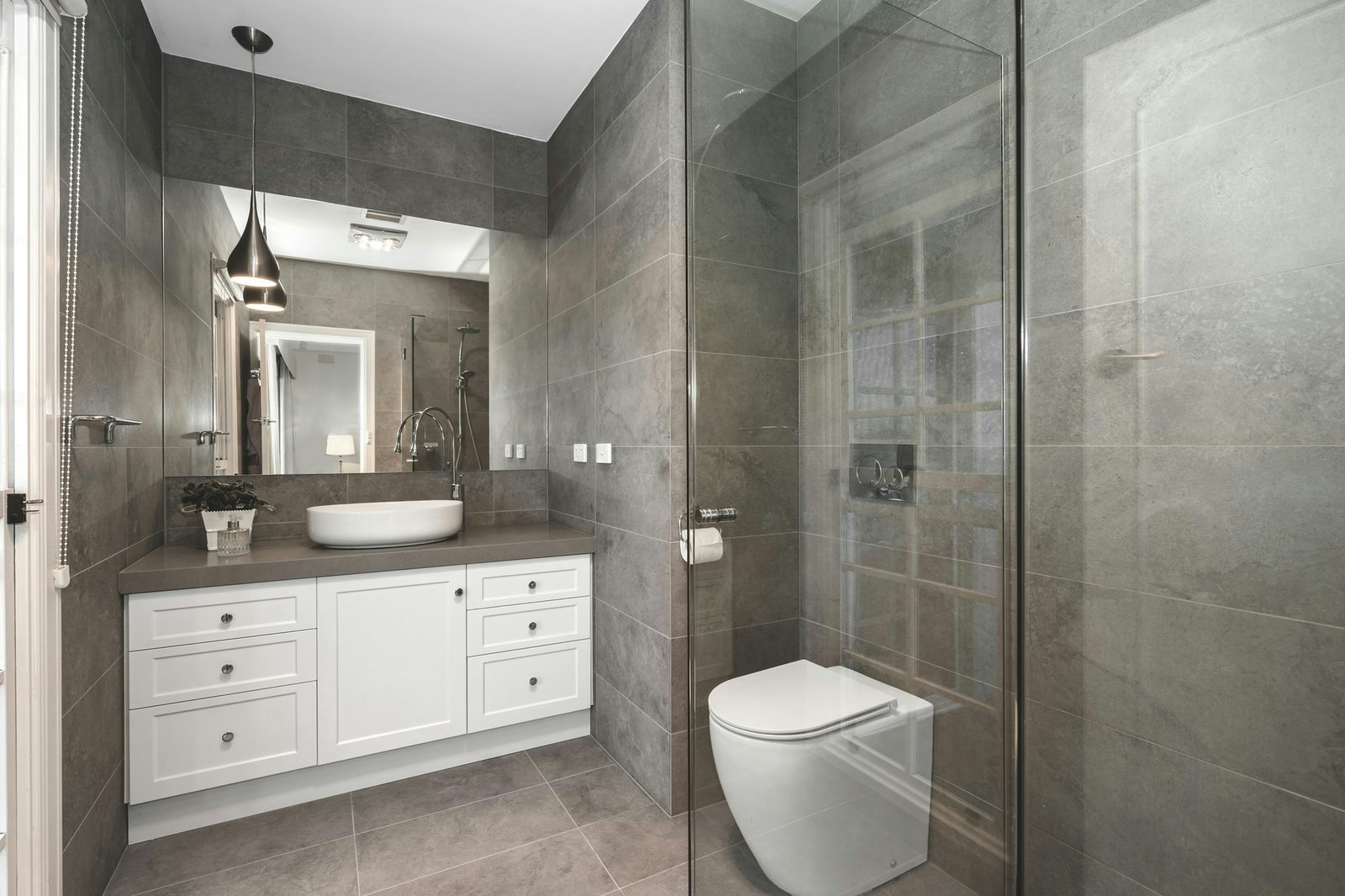 16 Salisbury Avenue, Mont Albert, 3127