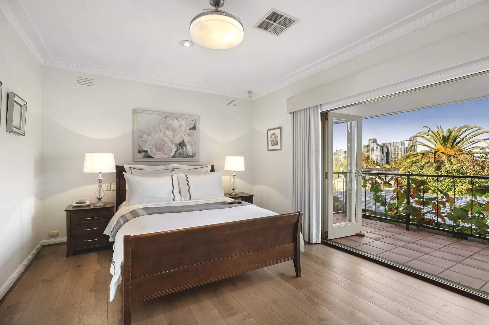 16 Salisbury Avenue, Mont Albert, 3127