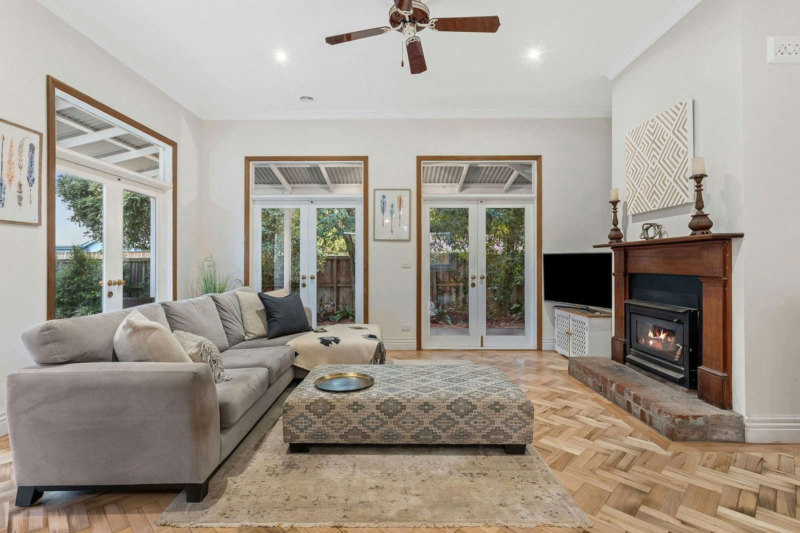 35 Hampden Street, Mornington, 3931