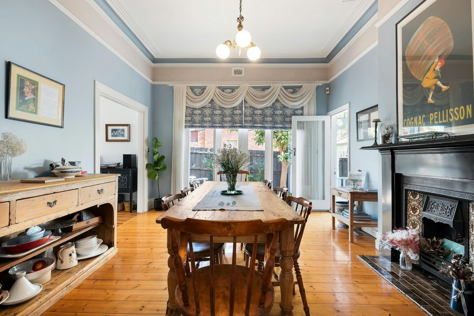 Image of dining room